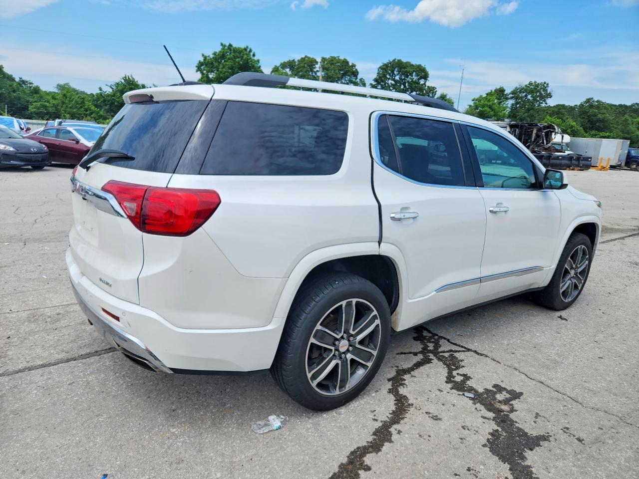 GMC Acadia Denali