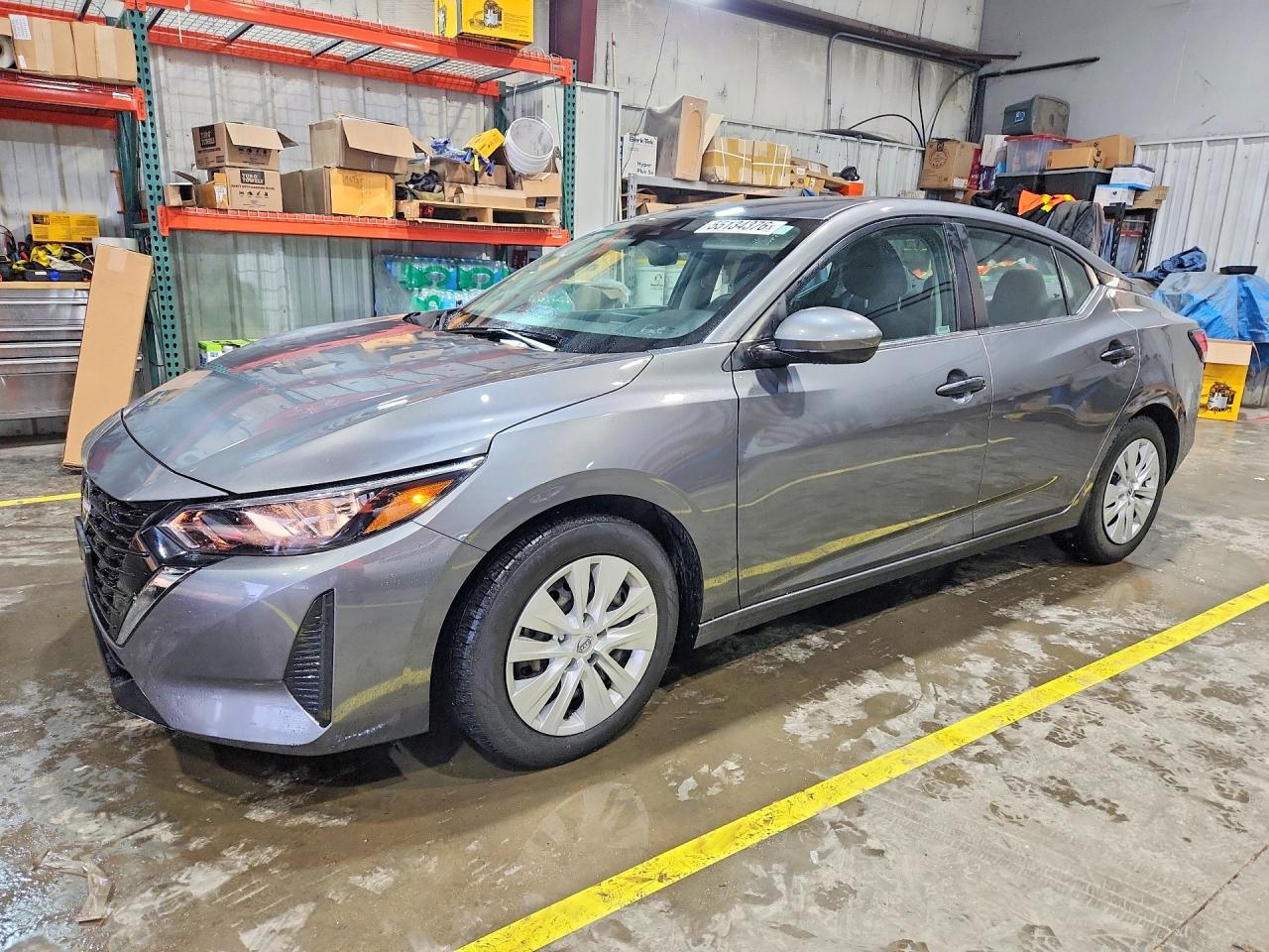 Salvage Nissan Sentra Image
