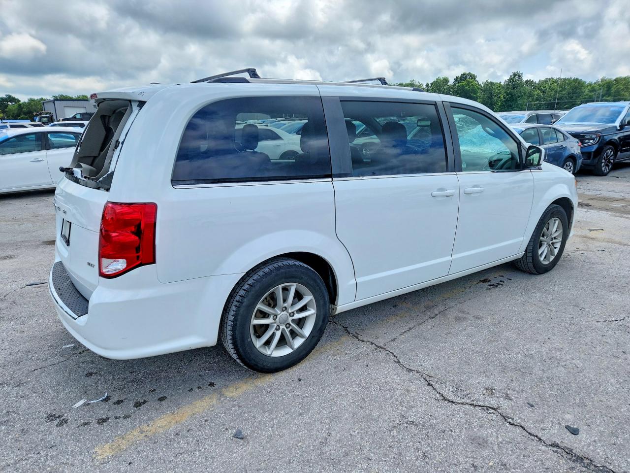 Dodge Caravan Sxt