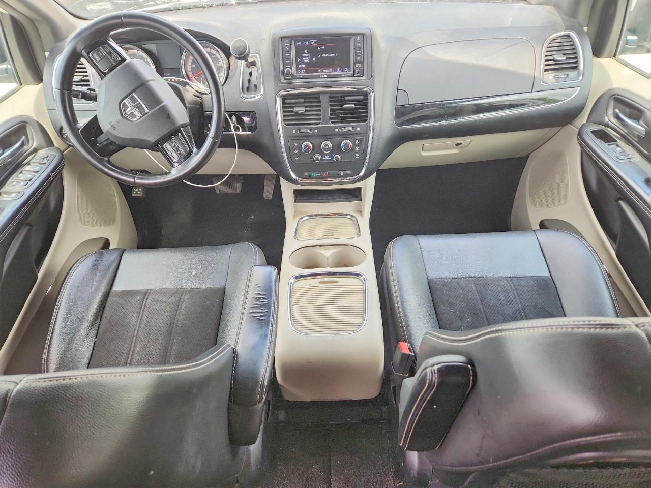 Dodge Caravan Sxt