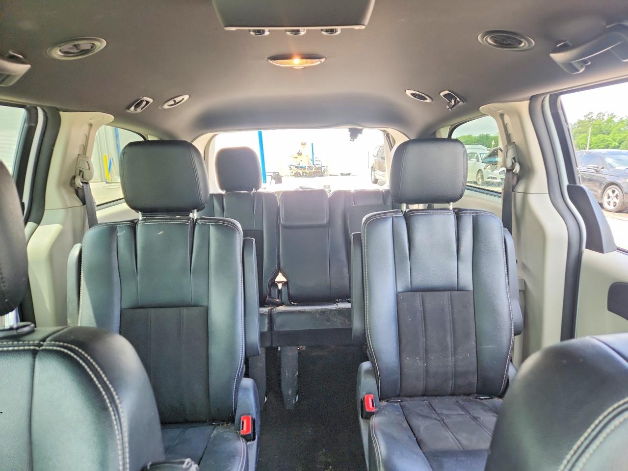 Dodge Caravan Sxt