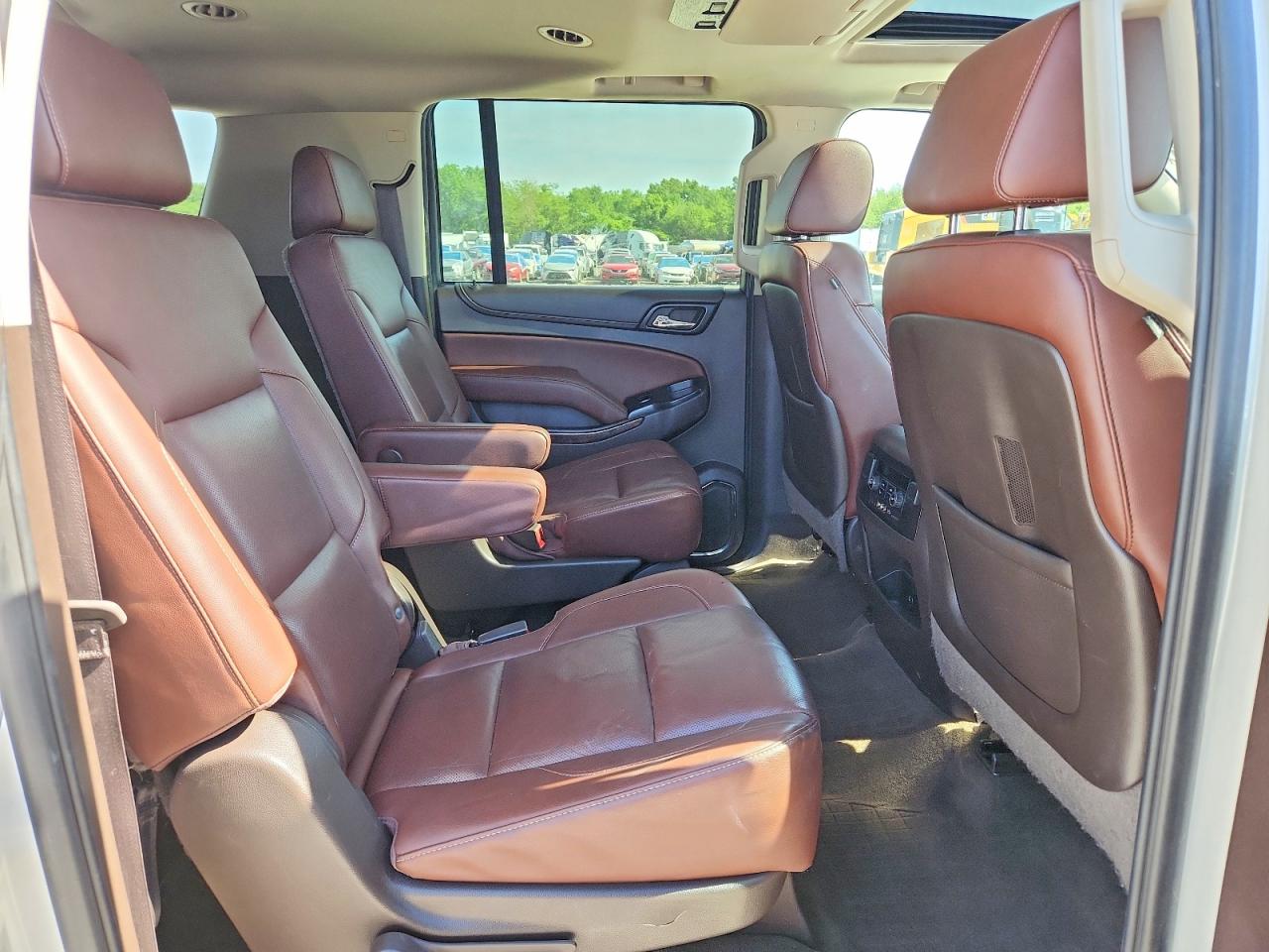 Chevrolet Suburban K1500 Ltz