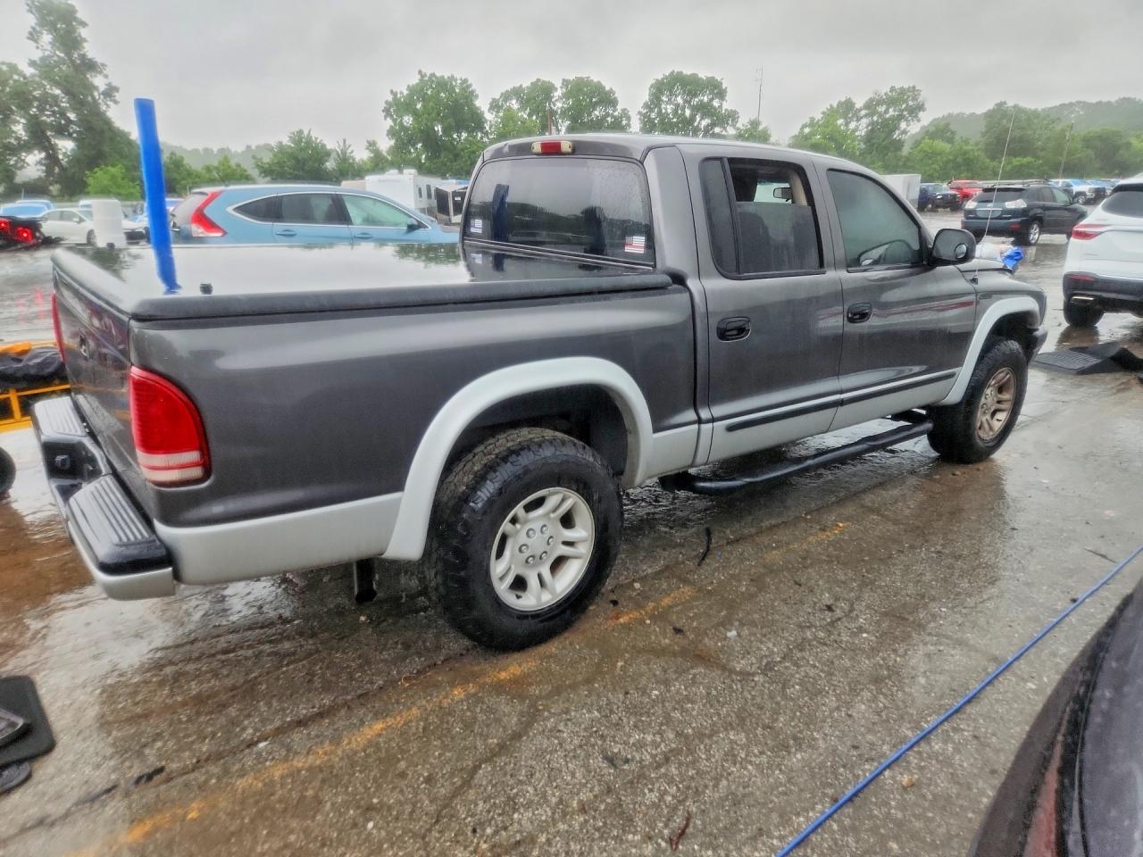 Dodge Dakota Quad Slt