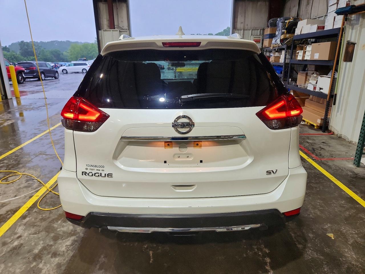 Nissan Rogue Sv