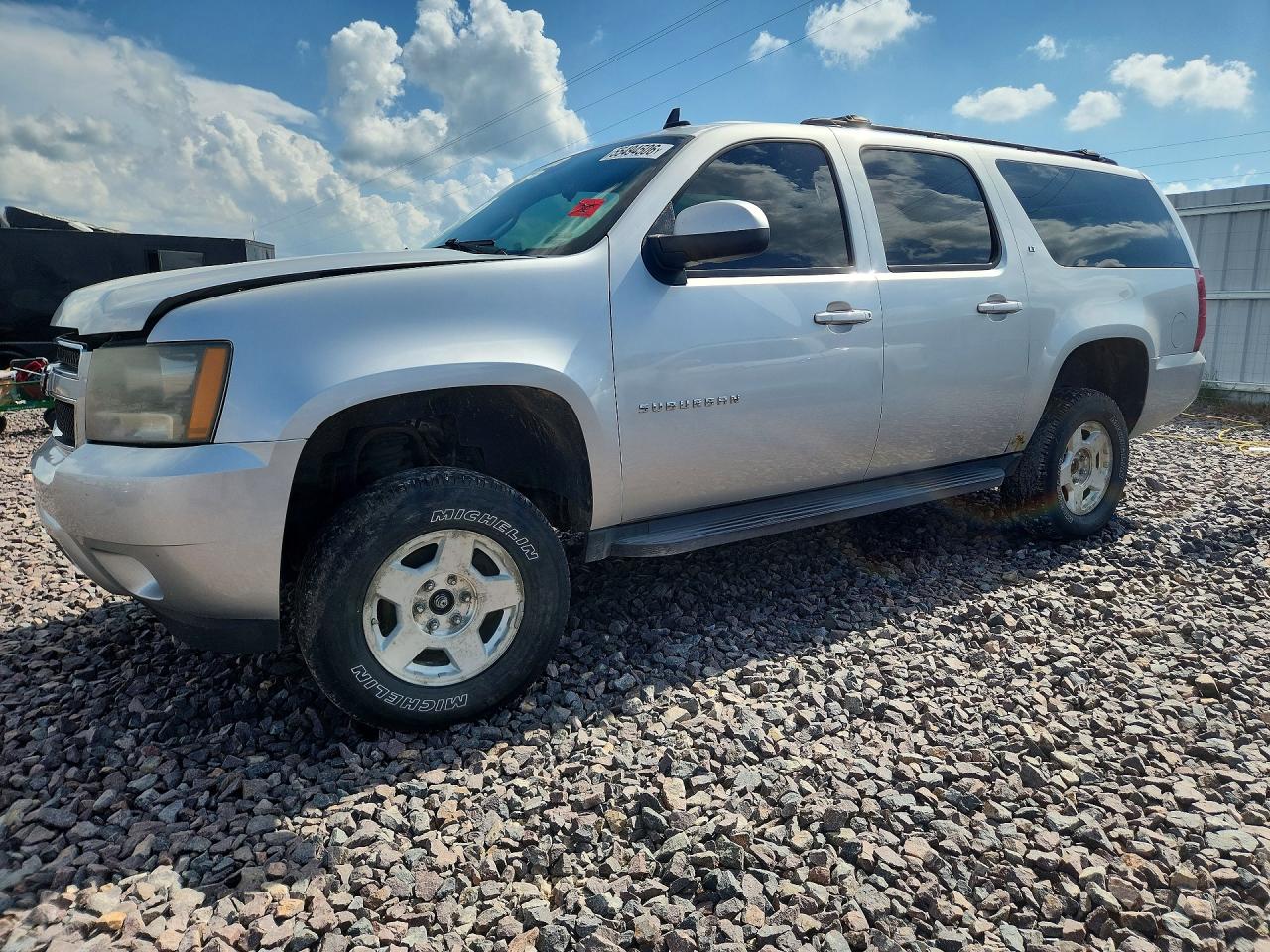 Salvage Chevrolet Suburban Image