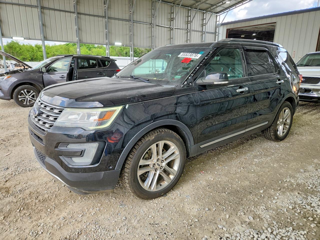 Salvage Ford Explorer Image