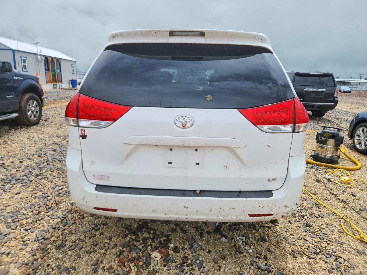 Toyota Sienna Le