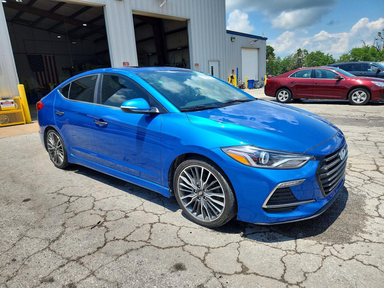 Hyundai ELANTRA Sport