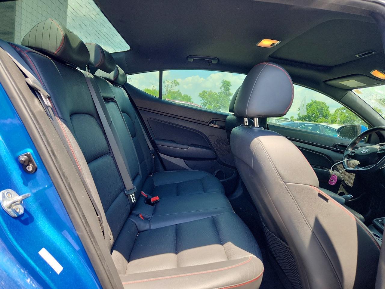 Hyundai ELANTRA Sport