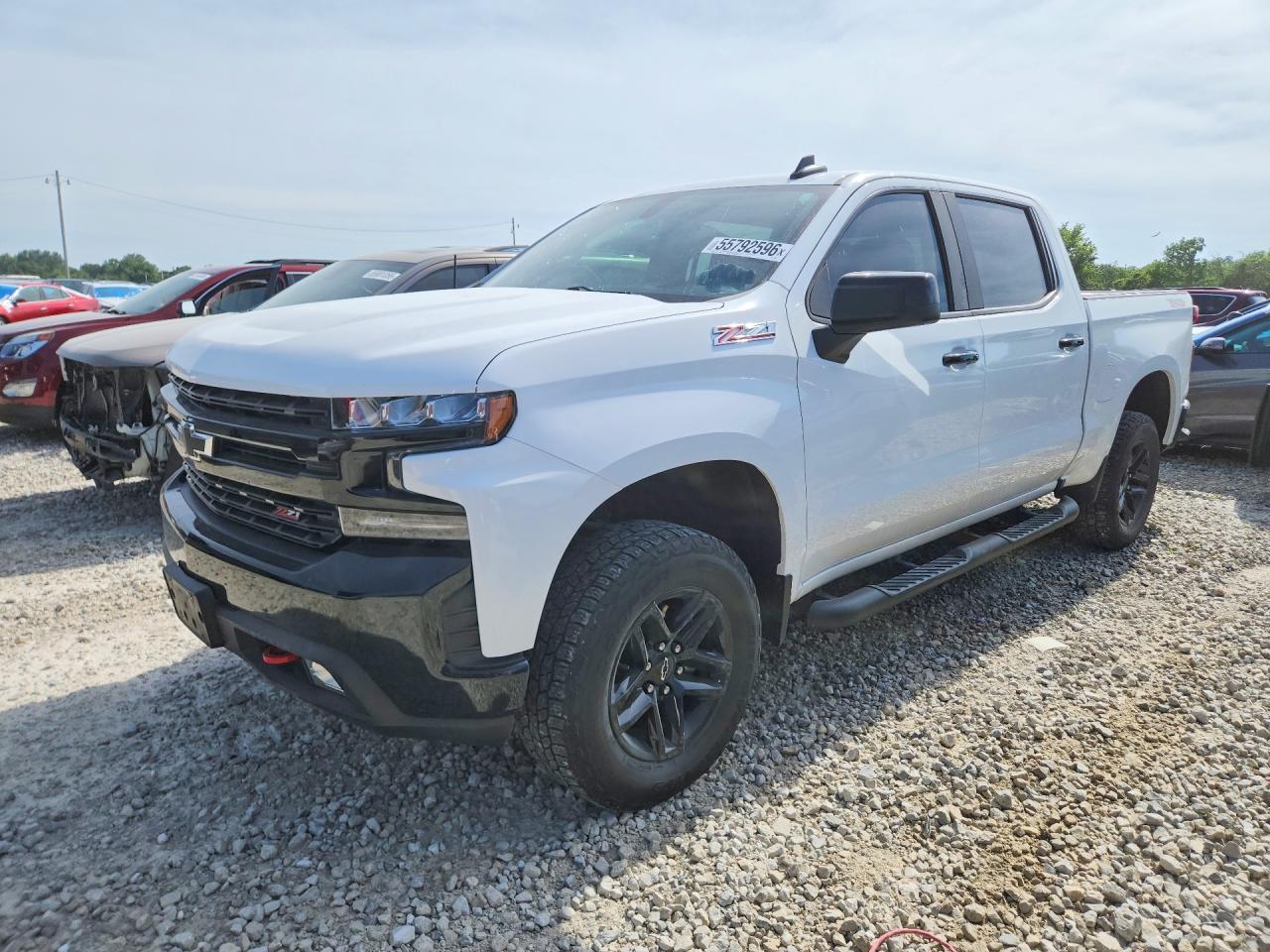 Salvage Chevrolet Silverado Image