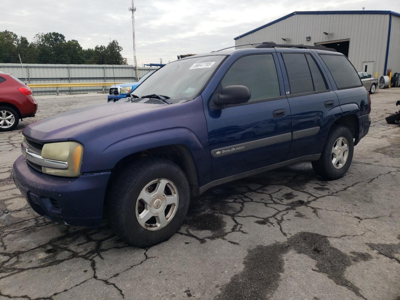 Salvage Chevrolet Trailblazer Image