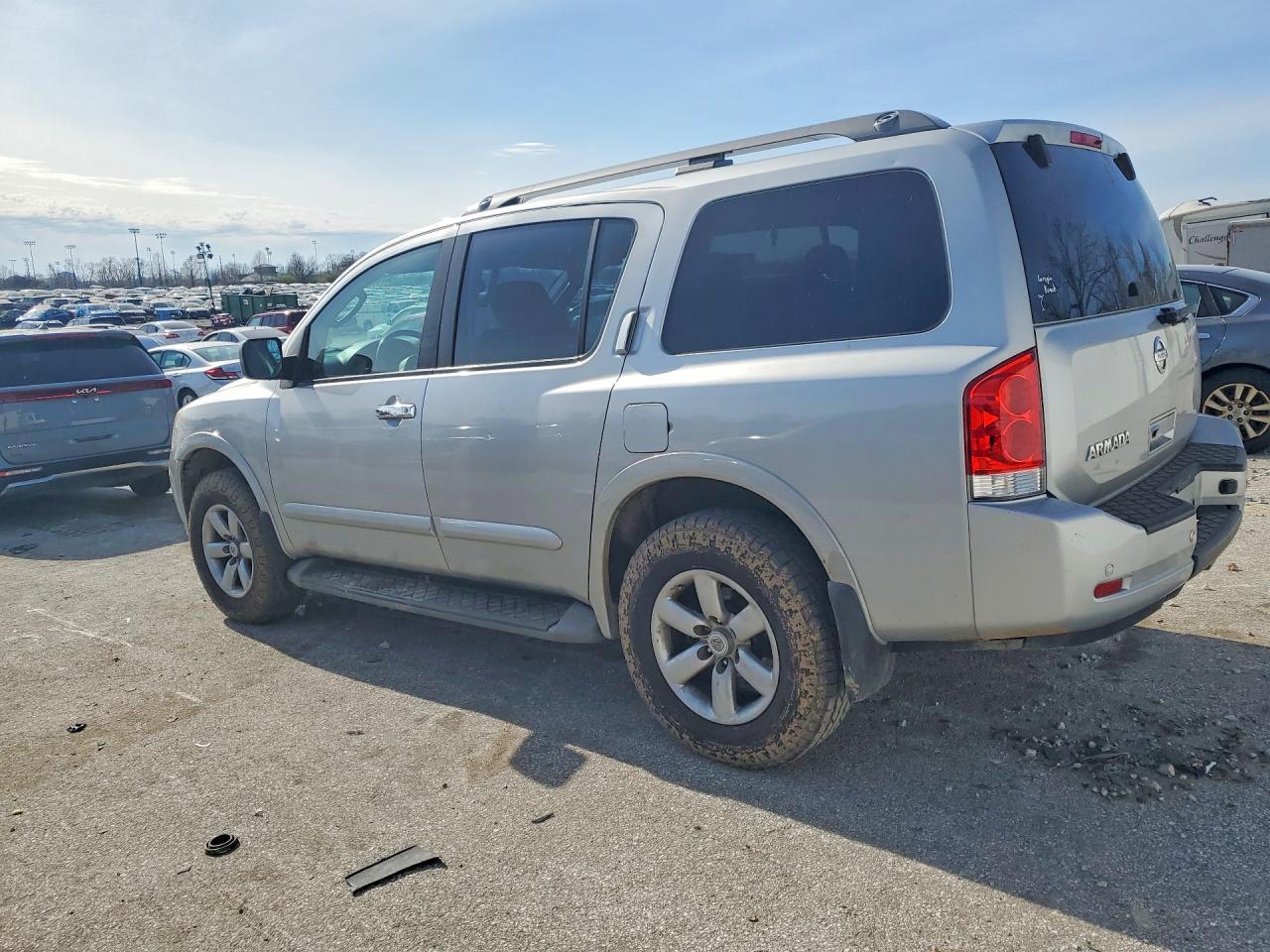 Nissan Armada Sv