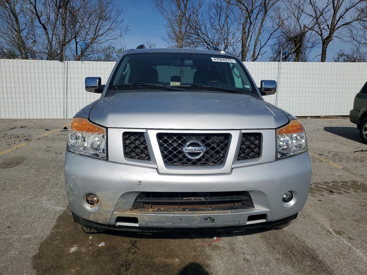 Nissan Armada Sv