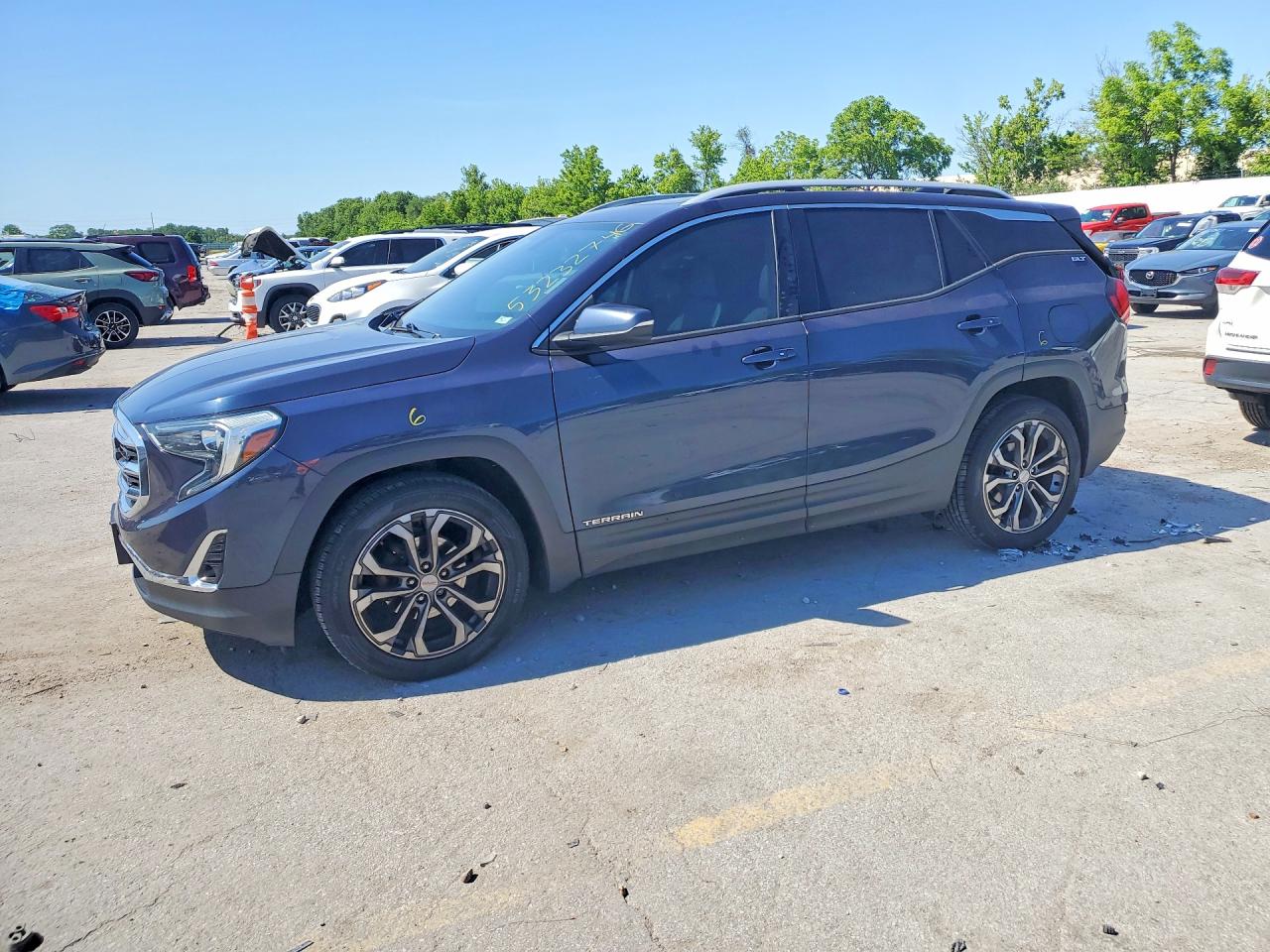 Salvage GMC Terrain Image