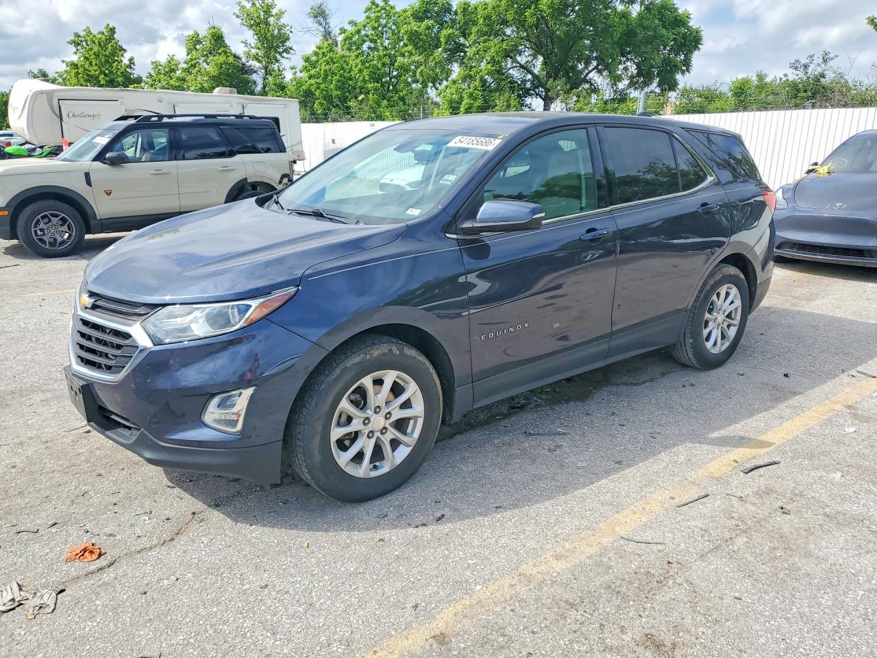 Salvage Chevrolet Equinox Image