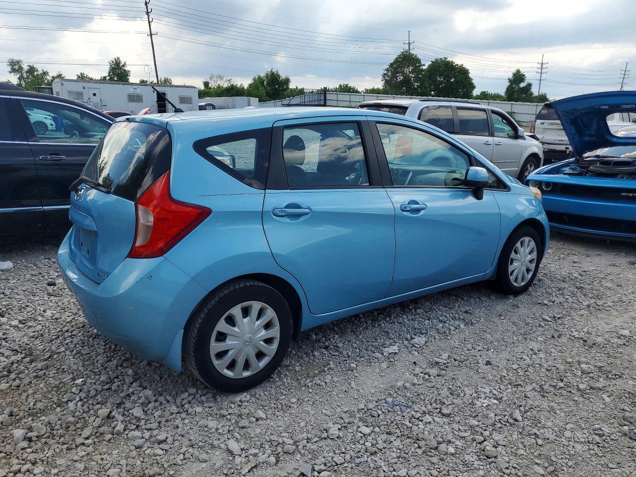 Nissan Versa S Plus