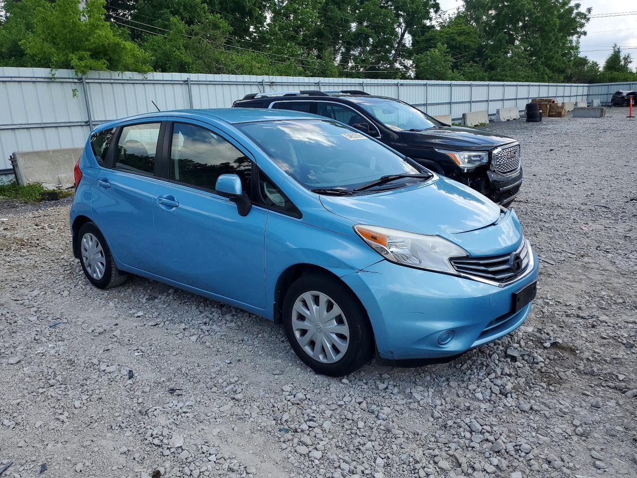 Nissan Versa S Plus