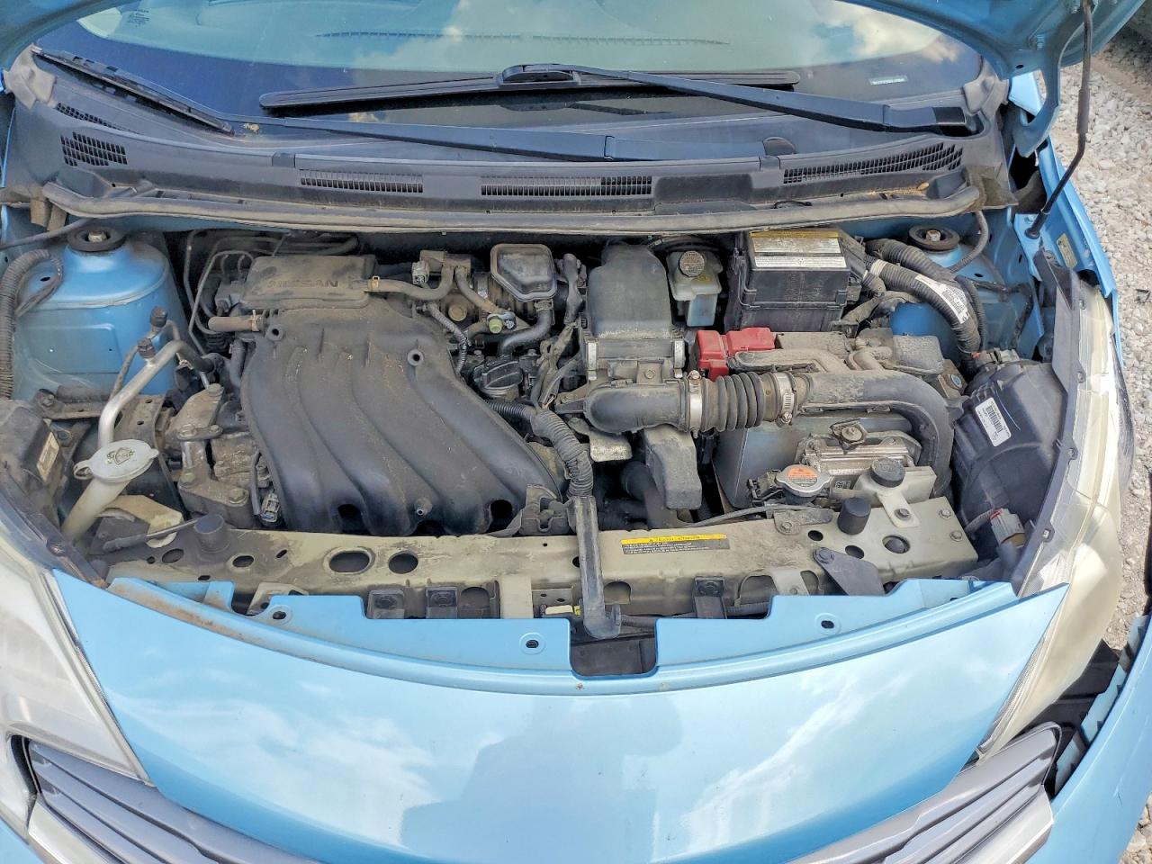 Nissan Versa S Plus