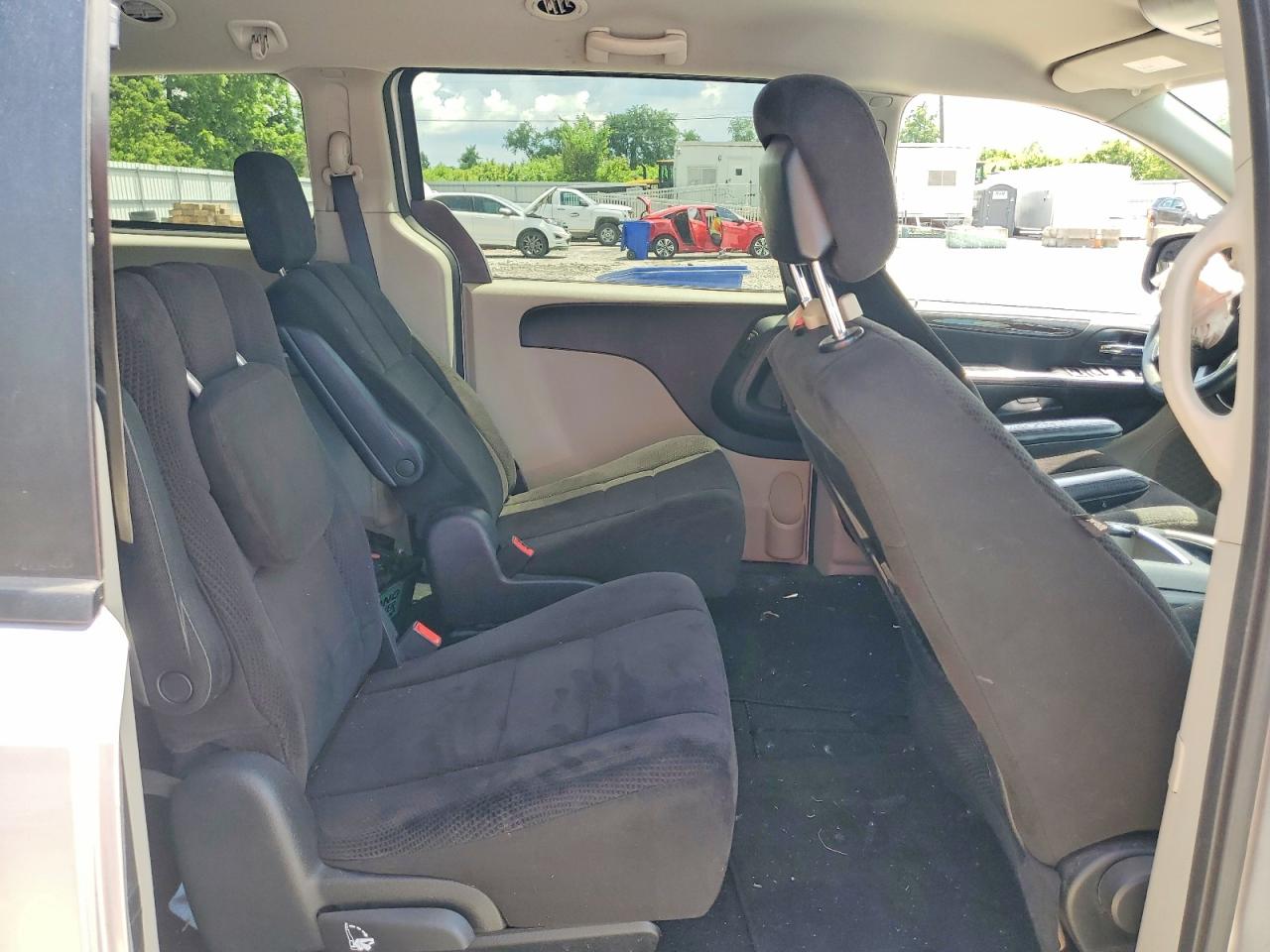 Dodge Caravan Sxt