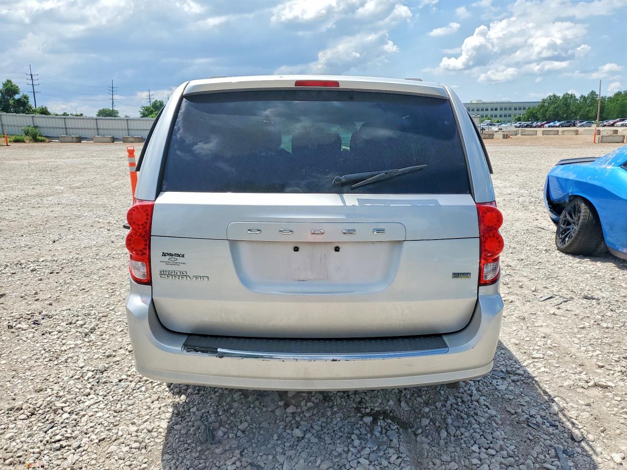 Dodge Caravan Sxt