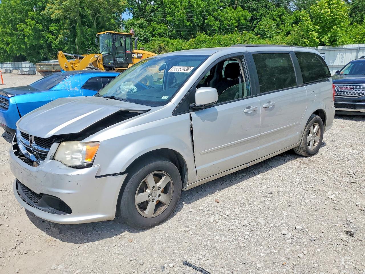 Salvage Dodge Caravan Image