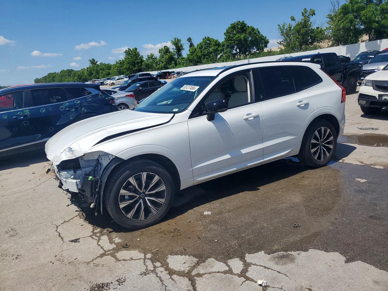 Salvage Volvo XC60 Image