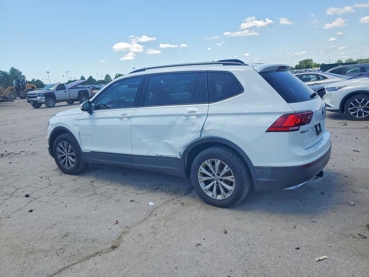 Volkswagen Tiguan S