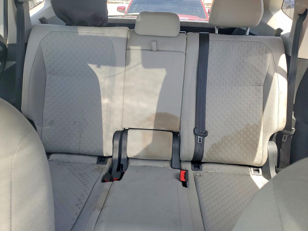 Volkswagen Tiguan S