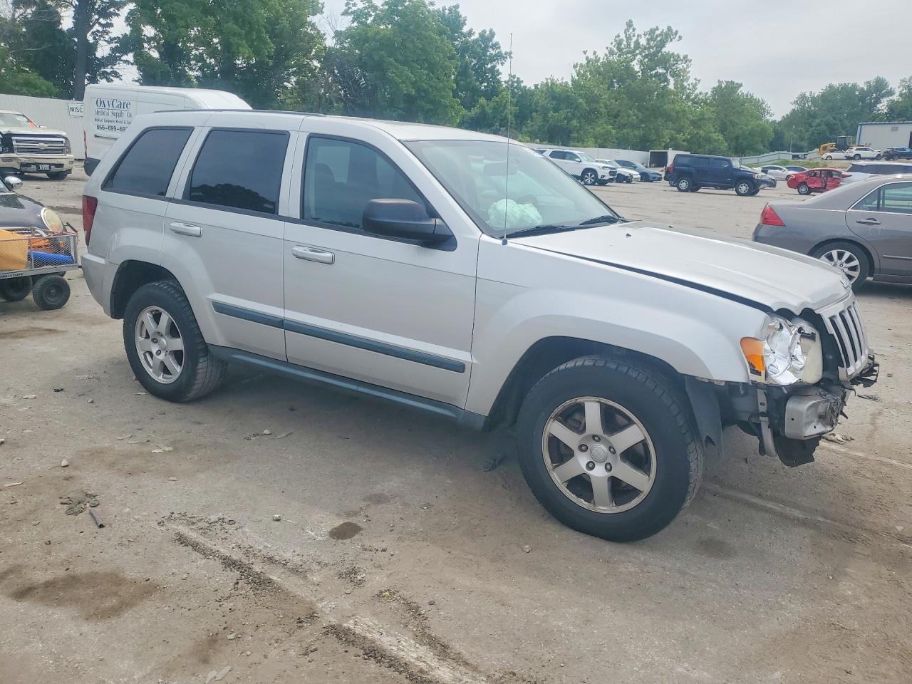Jeep Grand Cherokee Laredo
