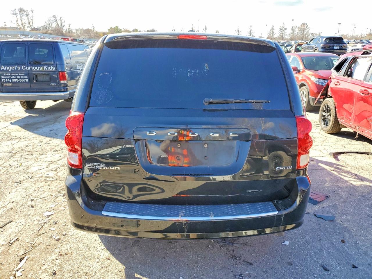Dodge Caravan Crew