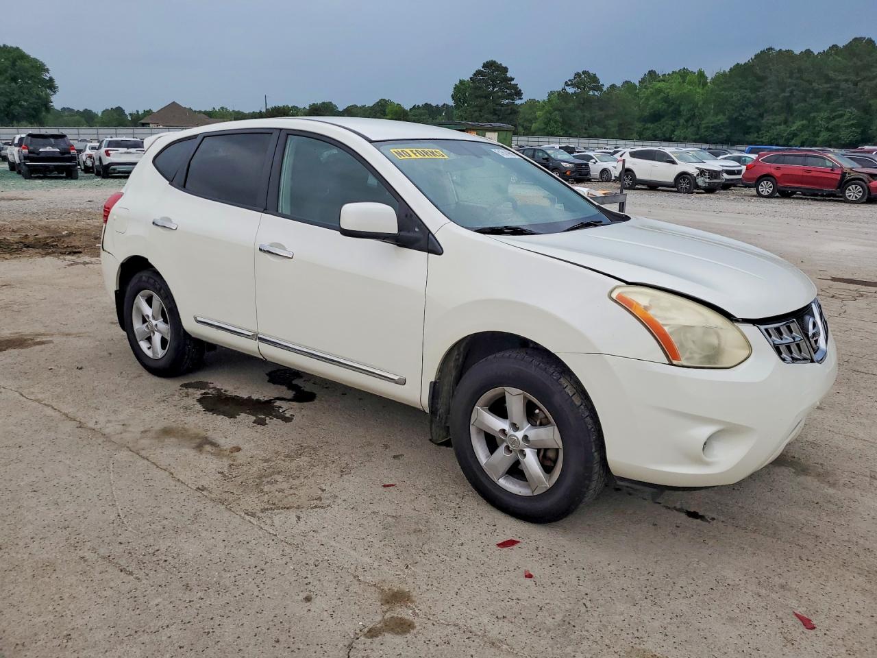Nissan Rogue S