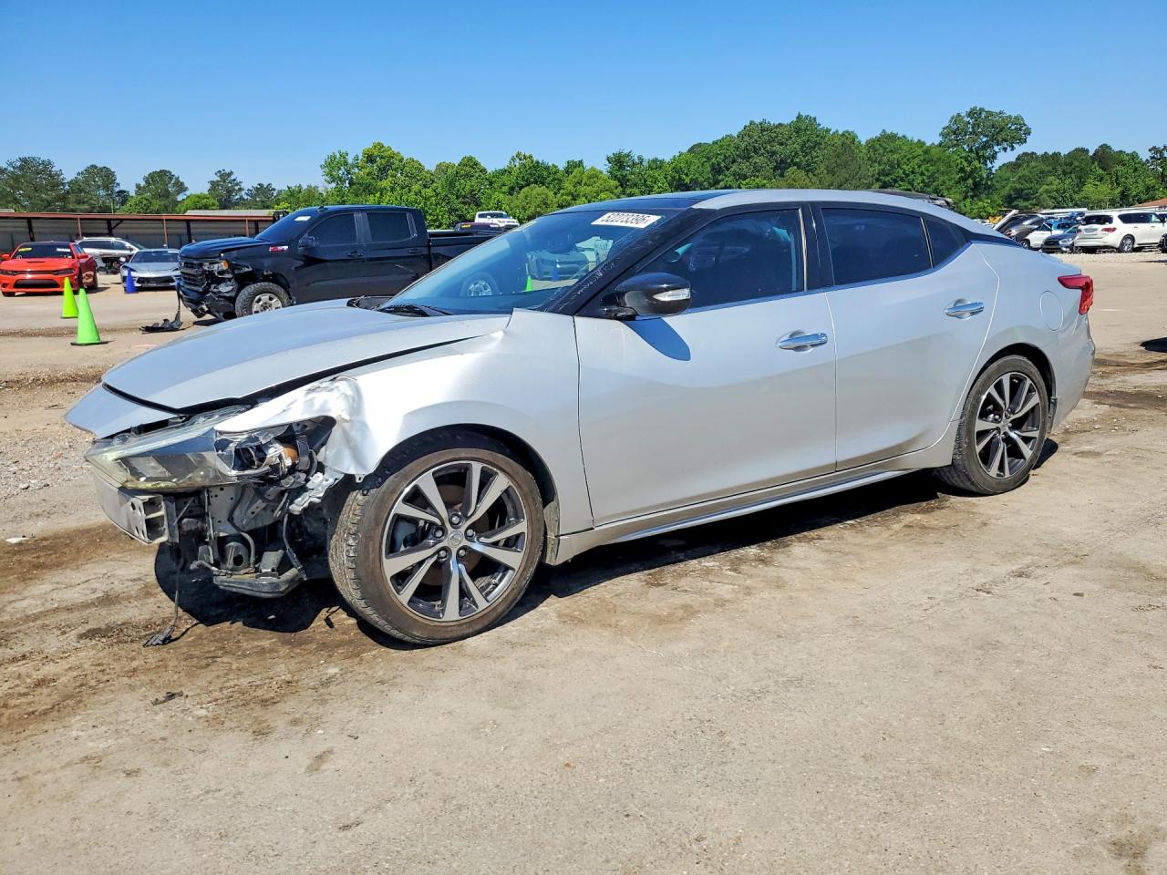 Salvage Nissan Maxima Image