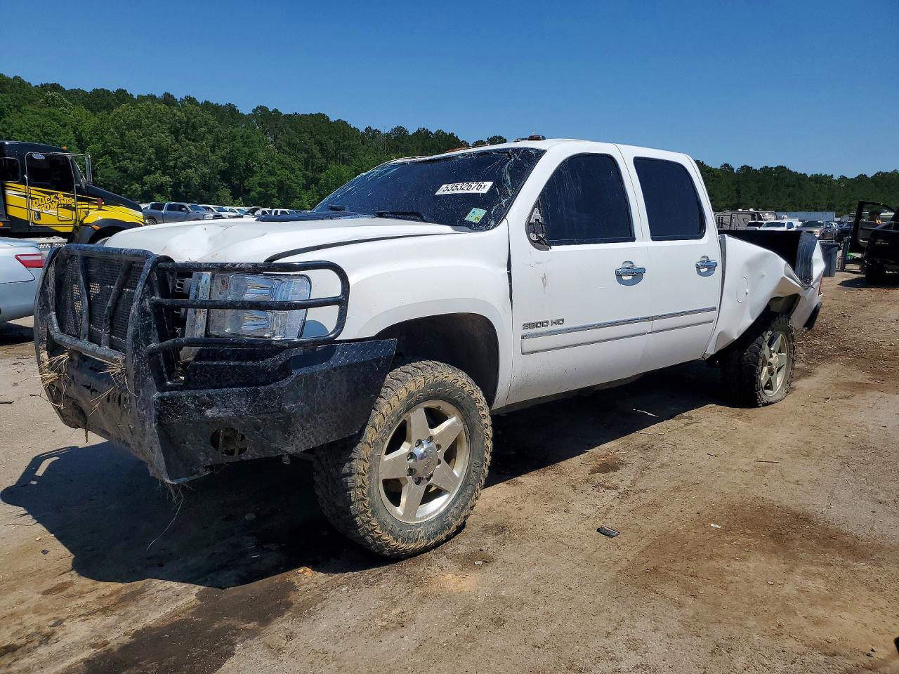 Salvage GMC Sierra Image