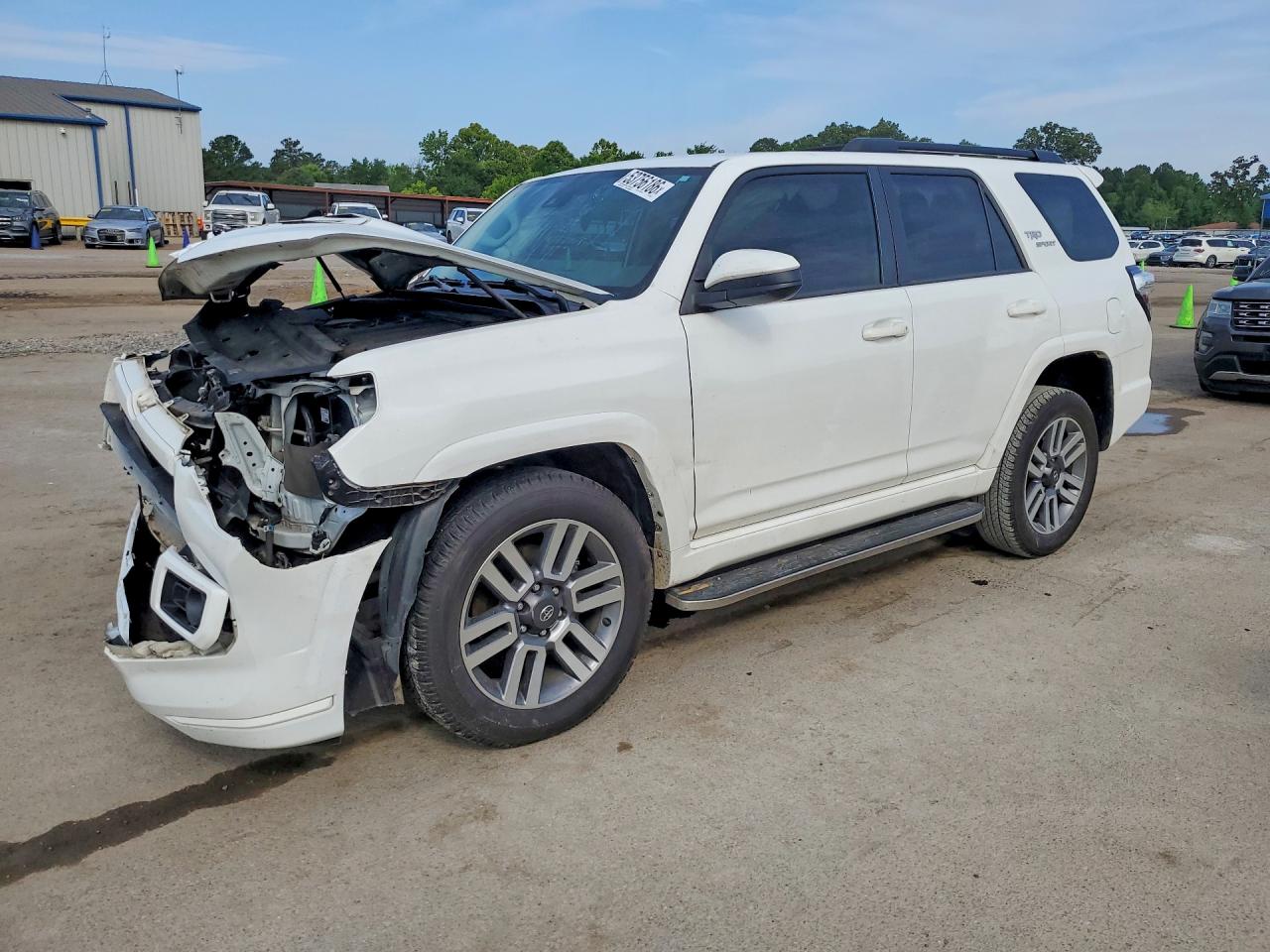 Salvage Toyota 4Runner Image