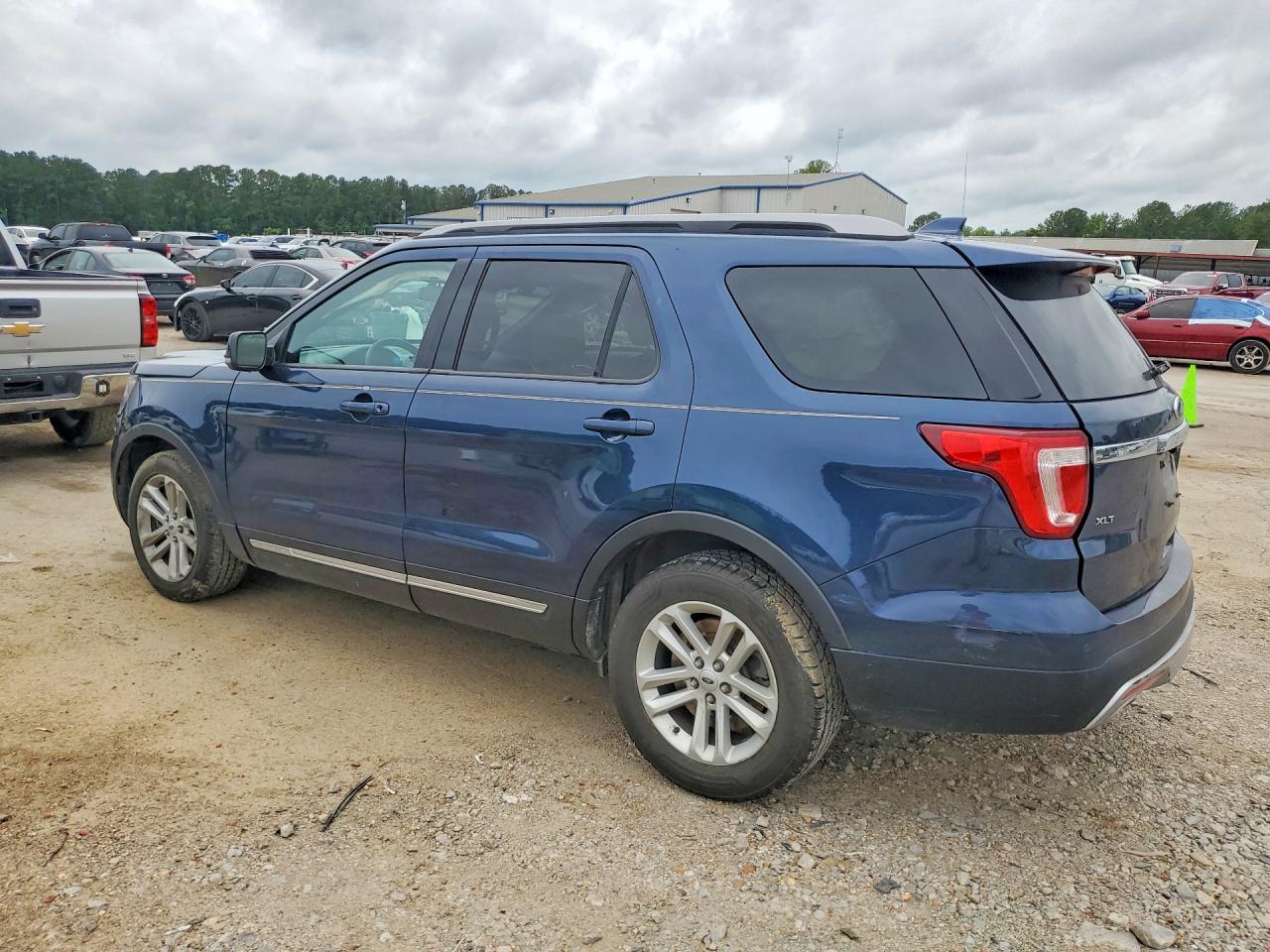 Ford Explorer Xlt