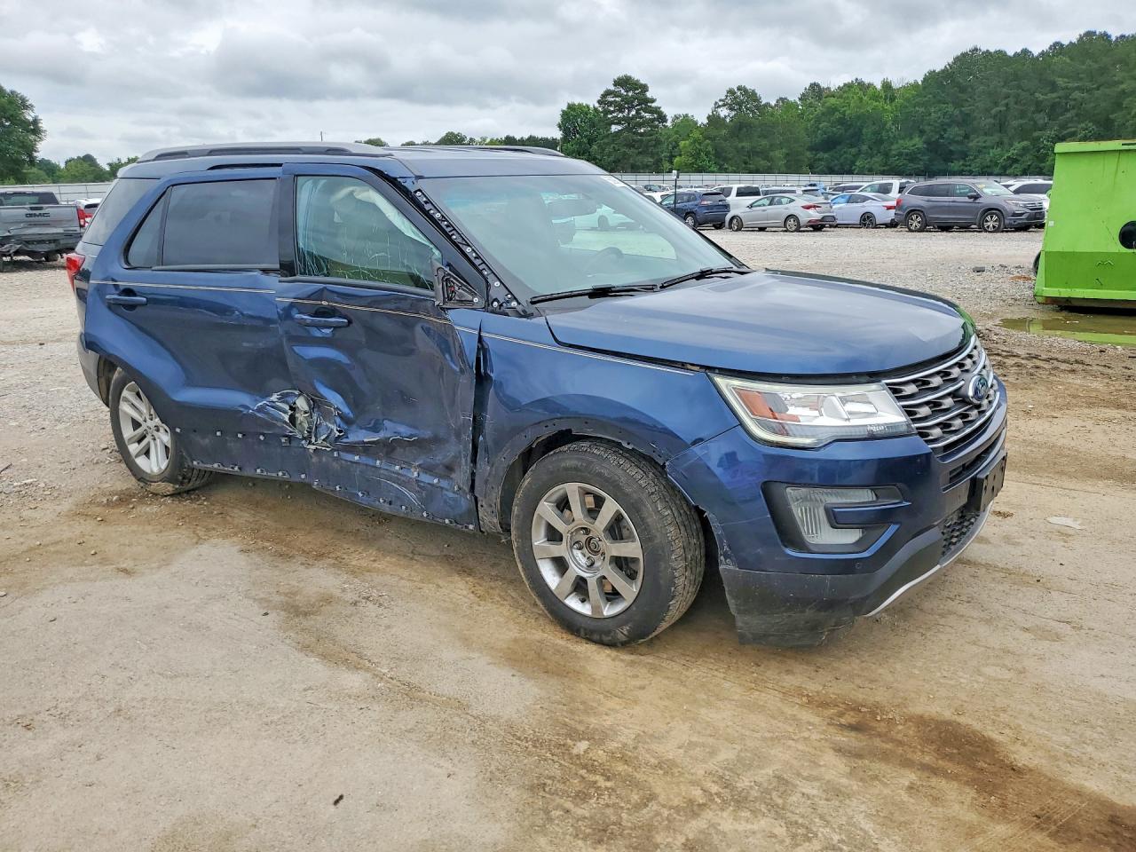 Ford Explorer Xlt