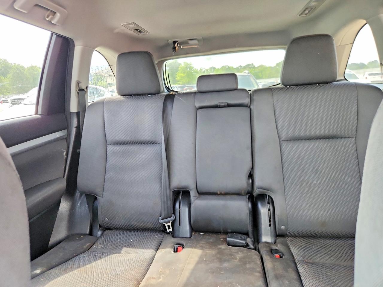 Toyota Highlander Le