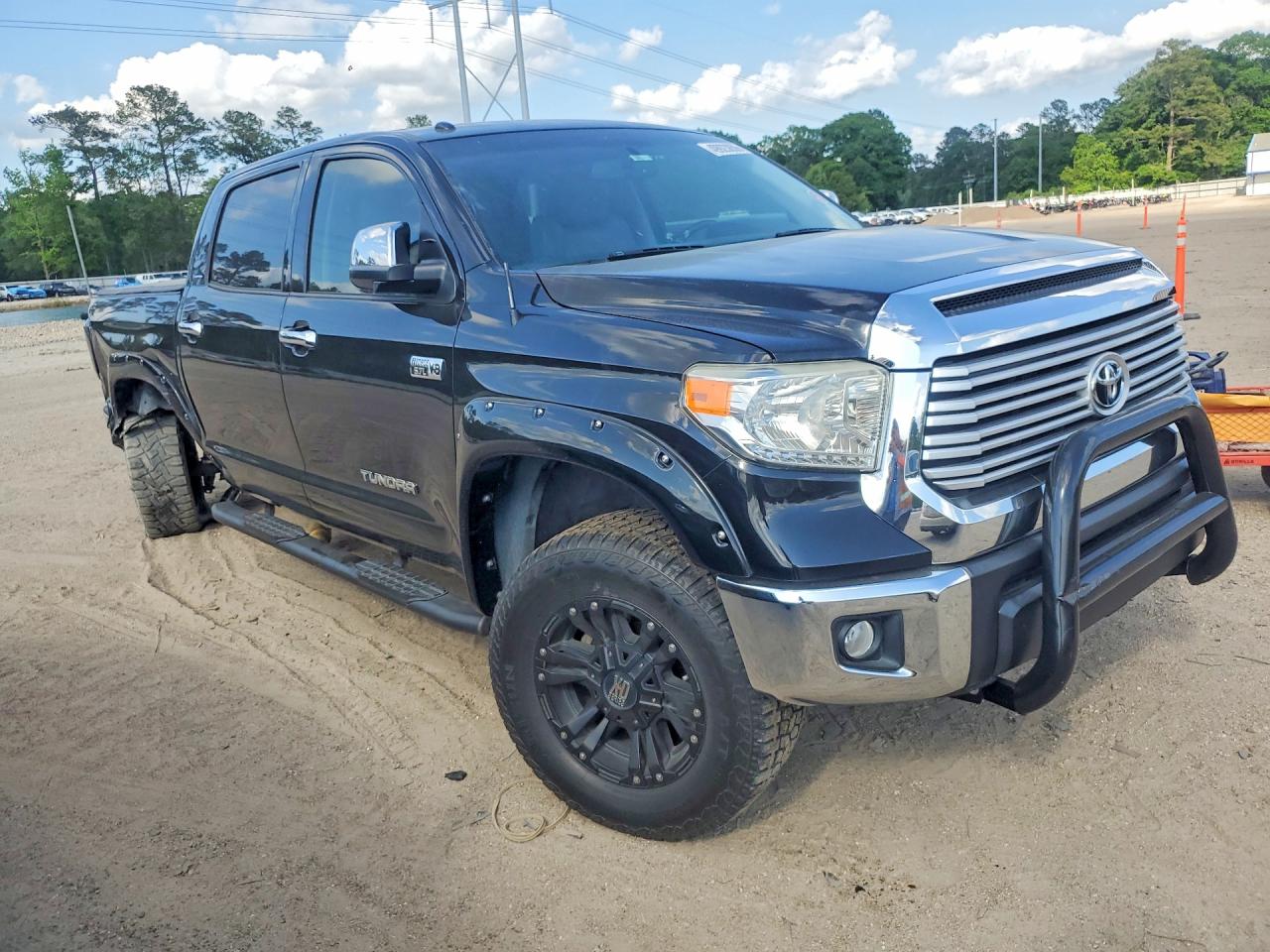 Toyota Tundra Crewmax Limited