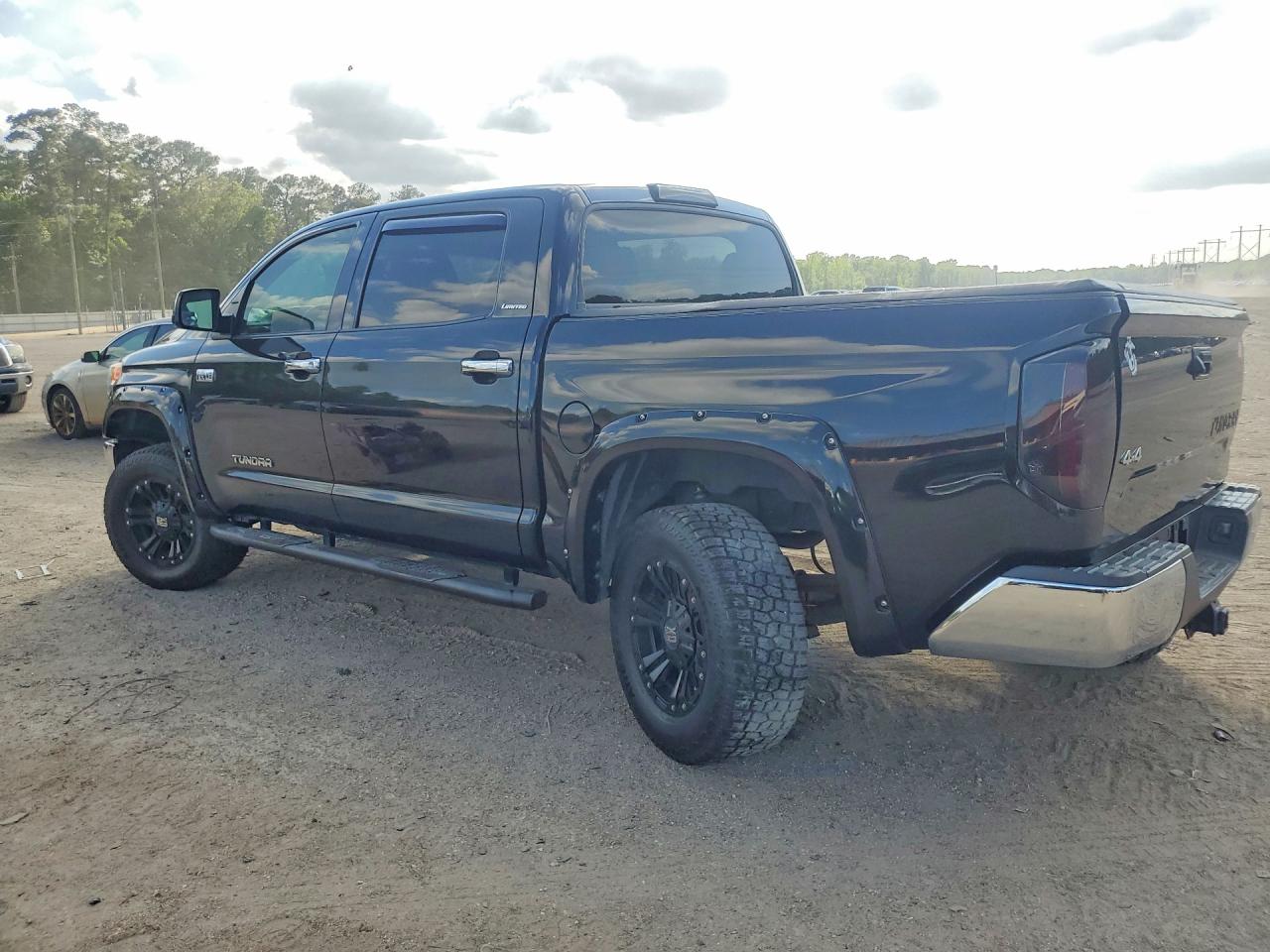 Toyota Tundra Crewmax Limited