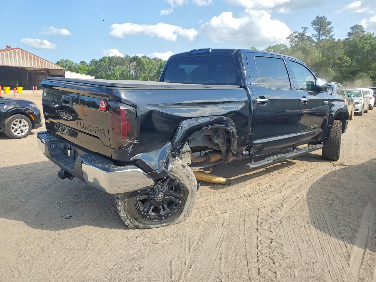 Toyota Tundra Crewmax Limited