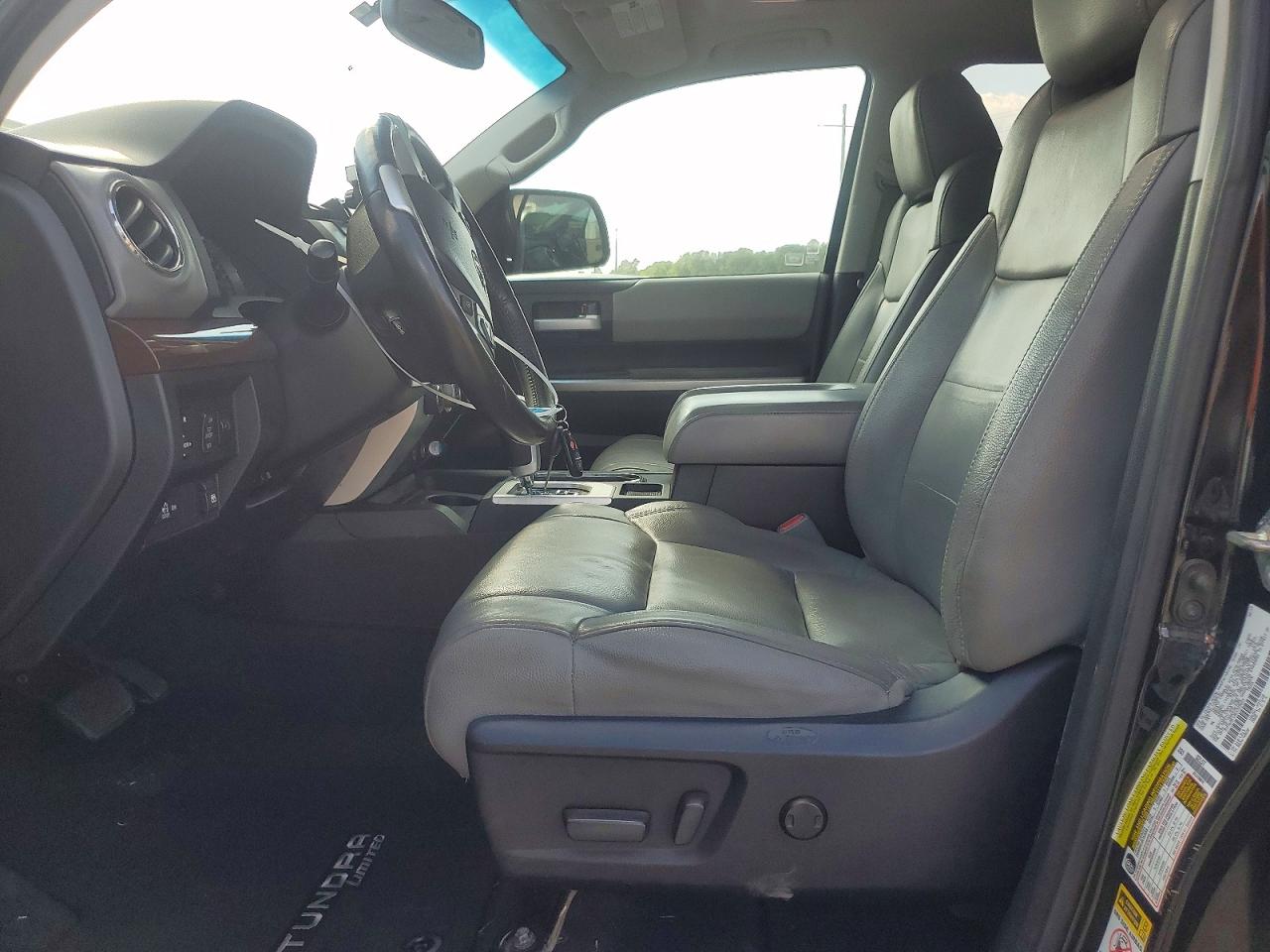 Toyota Tundra Crewmax Limited