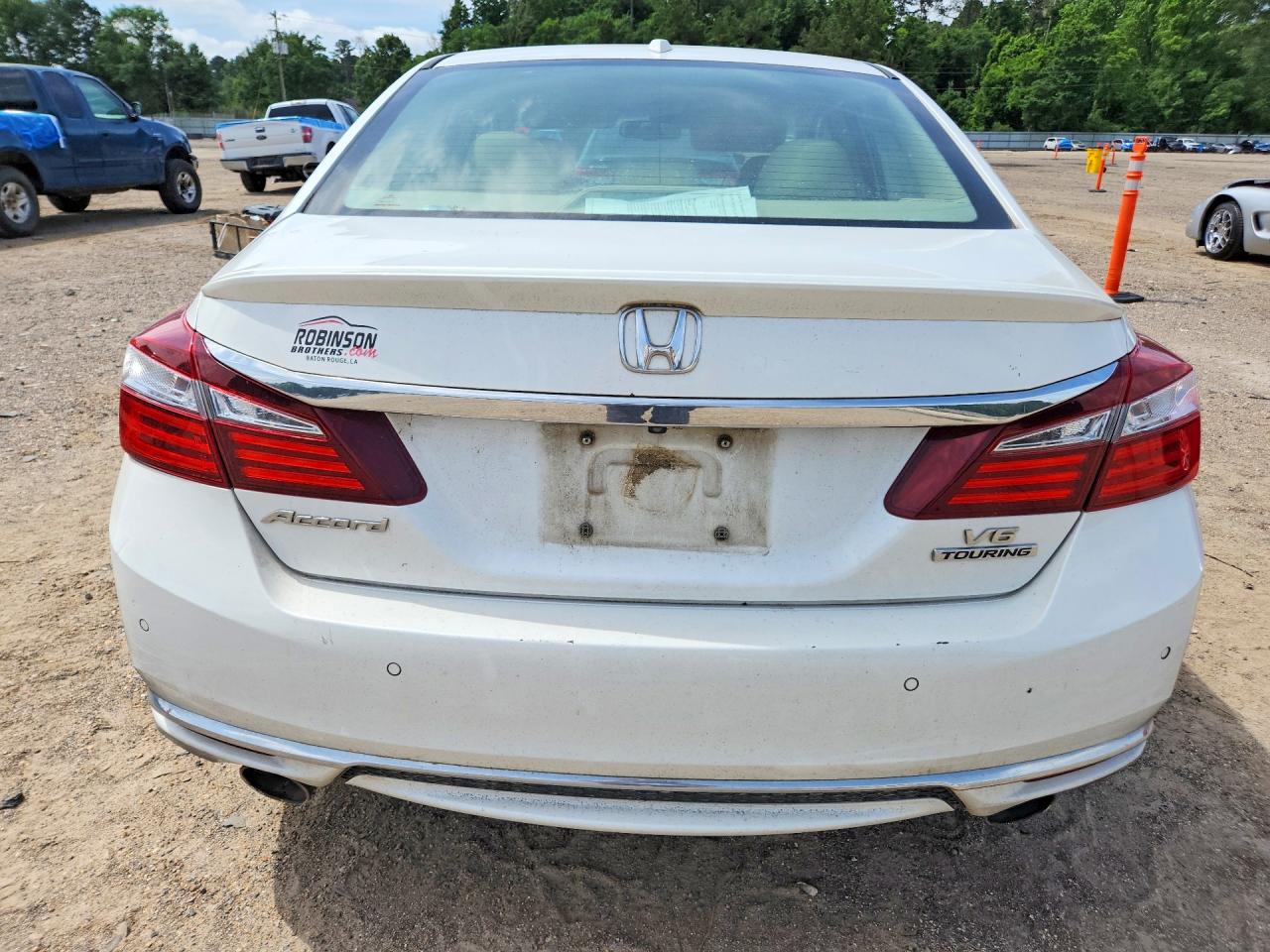 Honda Accord Touring