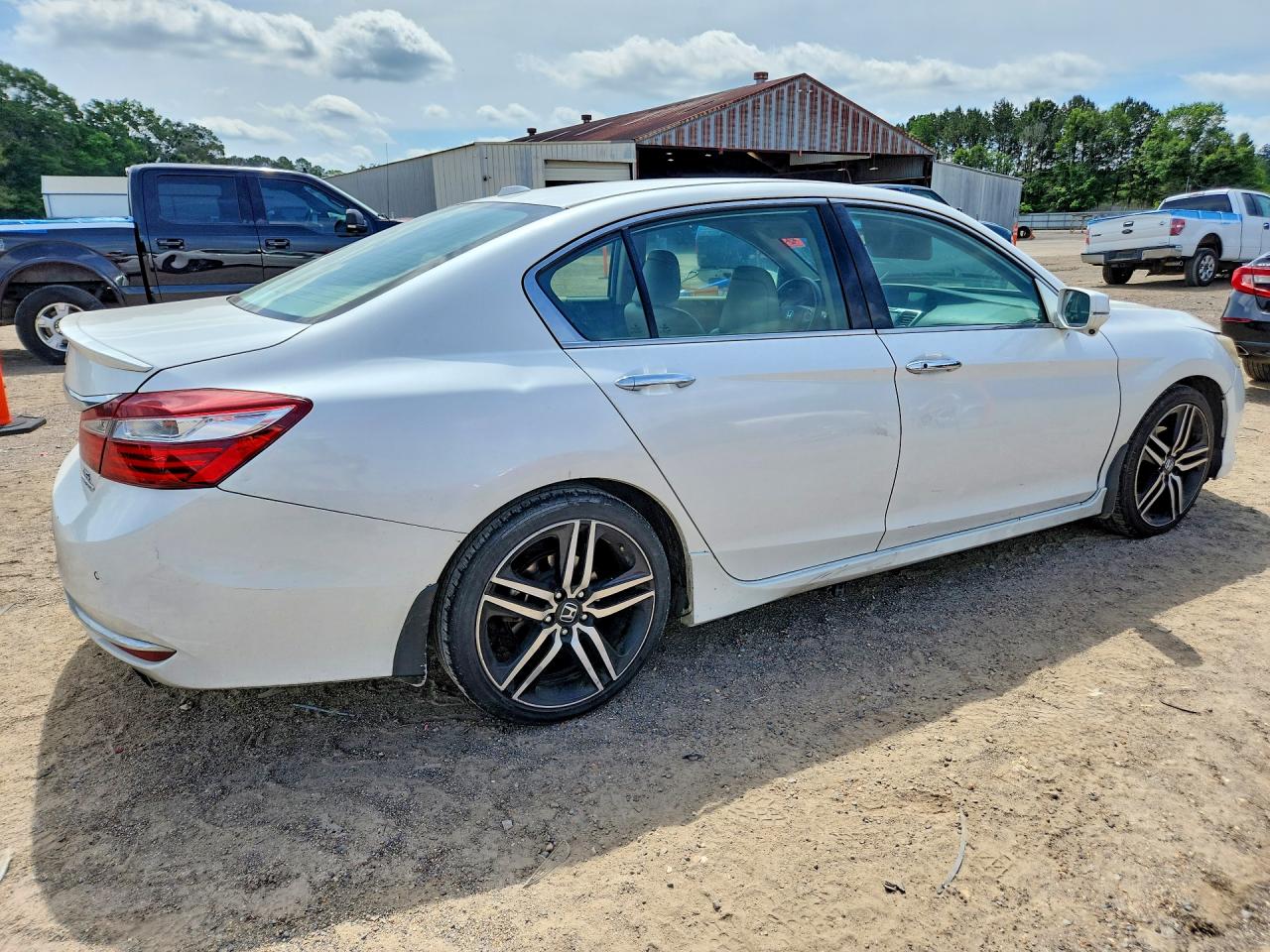 Honda Accord Touring