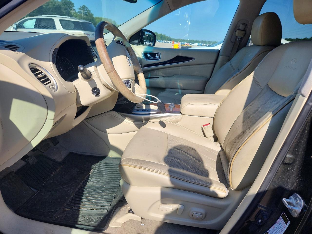 INFINITI Qx Base