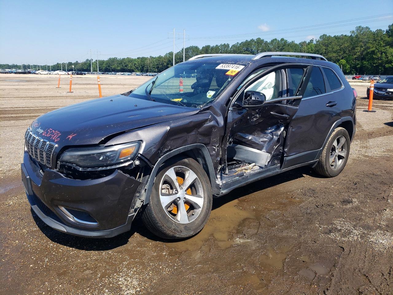 Salvage Jeep Grand Cherokee Image
