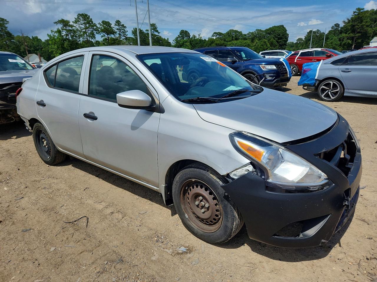 Nissan Versa 1.6 S Plus