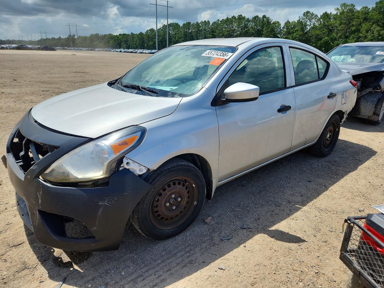 Salvage Nissan Versa Image
