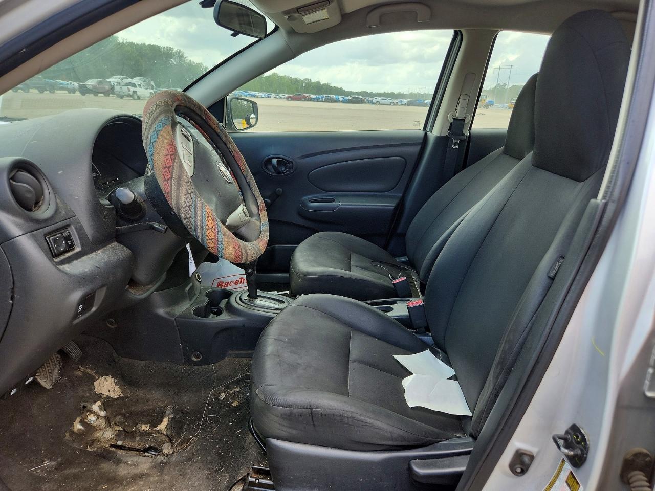Nissan Versa 1.6 S Plus