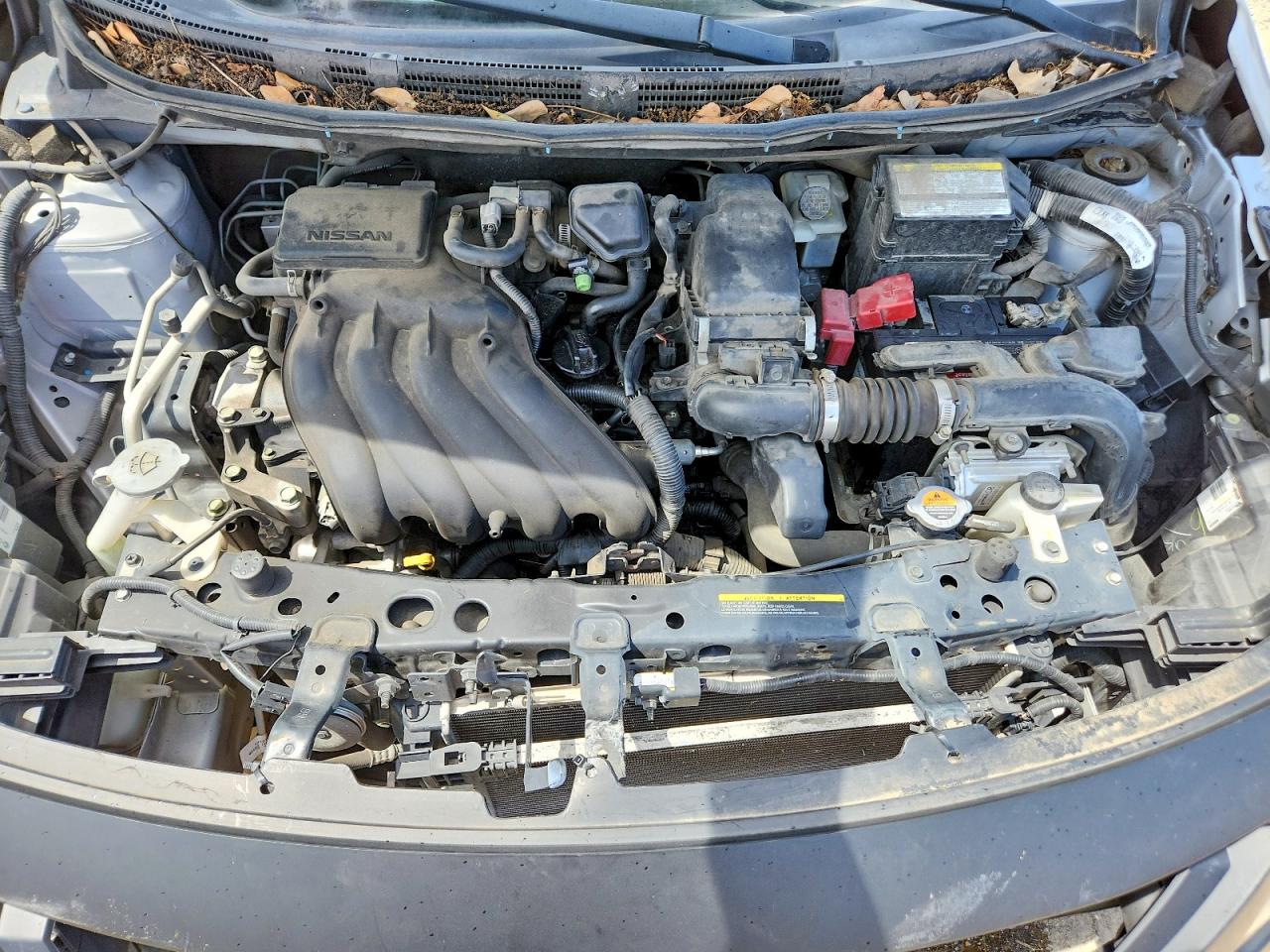 Nissan Versa 1.6 S Plus