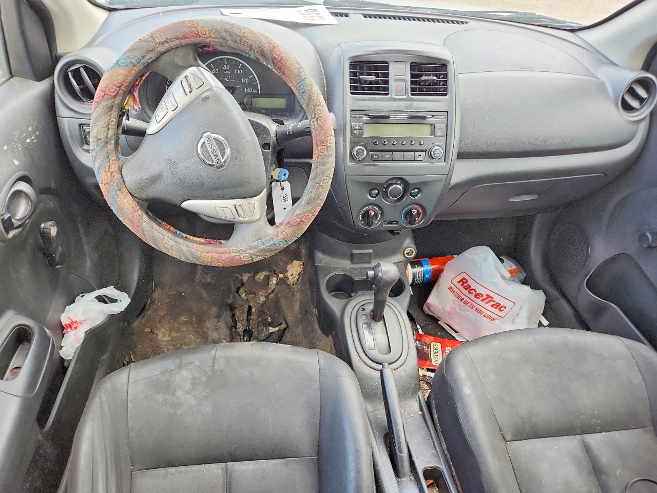 Nissan Versa 1.6 S Plus